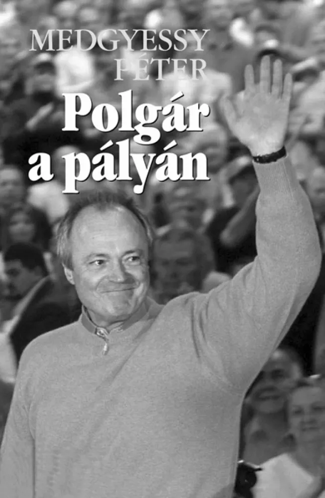 Polgár a pályán borító