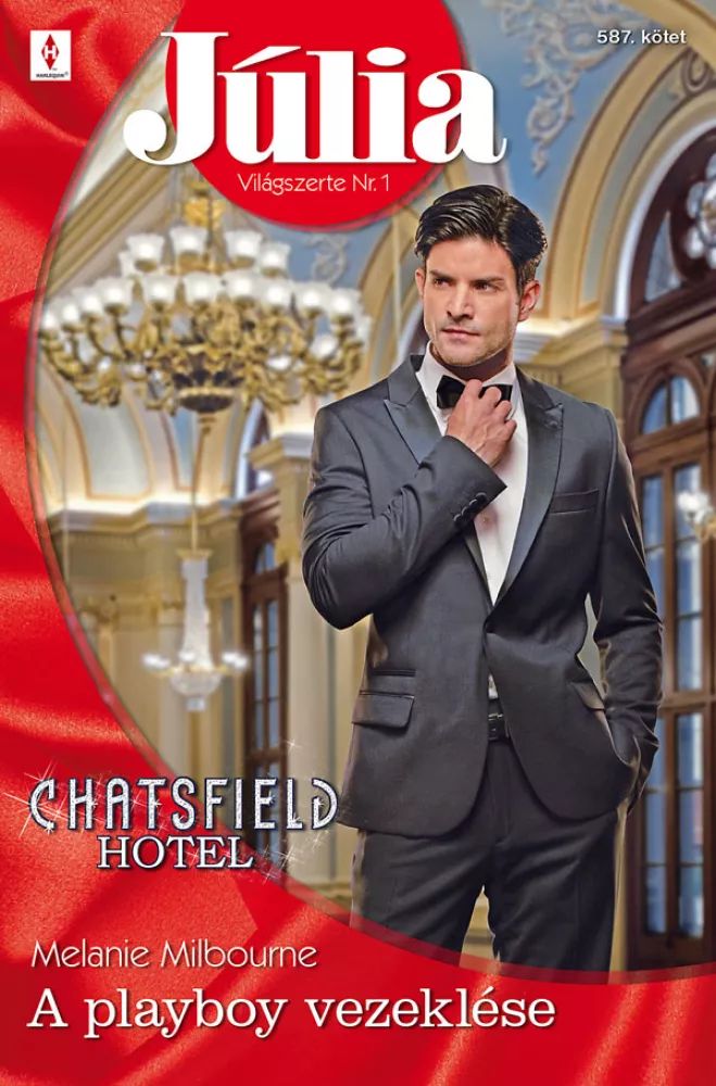 Júlia 587. borító