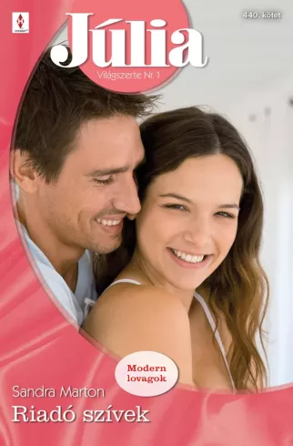 Júlia 440. borító