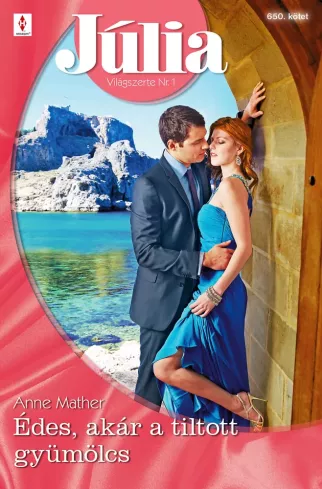 Júlia 650. borító