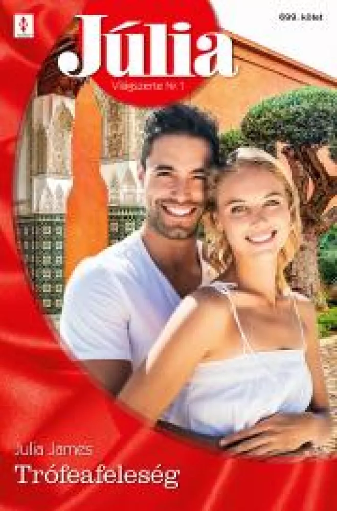 Júlia 699. borító