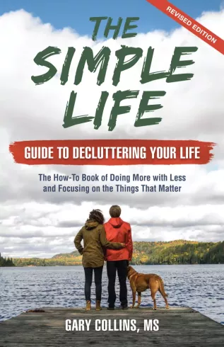 The Simple Life Guide to Decluttering Your Life borító