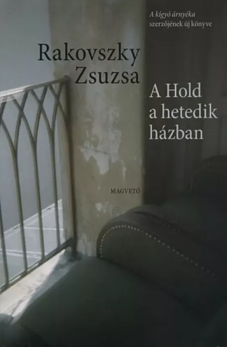 A Hold a hetedik házban borító