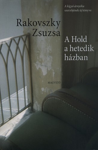 A Hold a hetedik házban