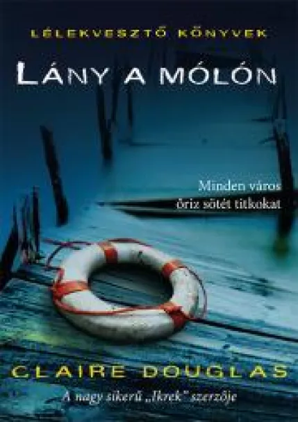 Lány a mólón